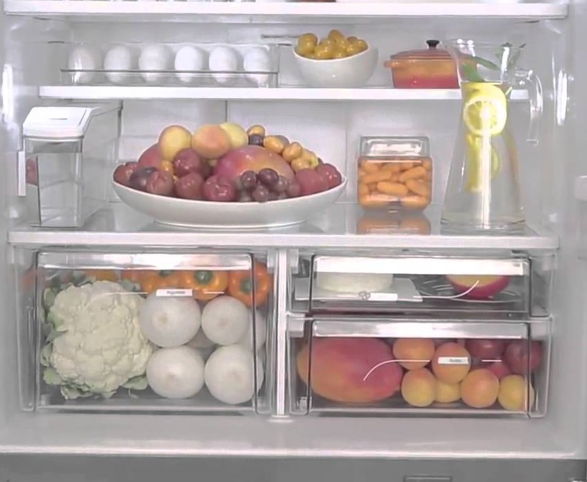 Armazene as verduras, legumes e frutas na parte inferior.